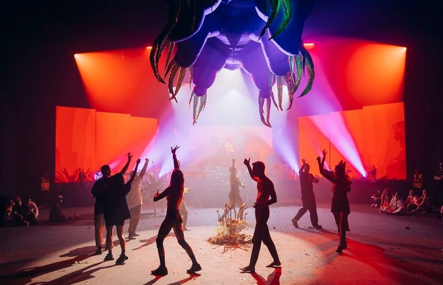 Image of ASIANDOPEBOYS present PHYSIS